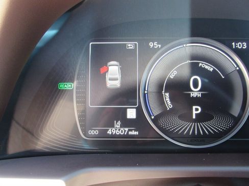 Used 2021 Lexus ES 300h w/ Accessory Package FWD image 14