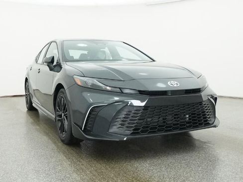 New 2026 Toyota Camry SE FWD image 30