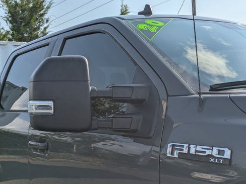 Used 2020 Ford F150 XLT w/ Equipment Group 302A Luxury AWD/4WD image 11
