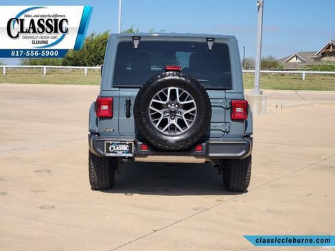 Used 2024 Jeep Wrangler Sahara w/ Safety Group image 8