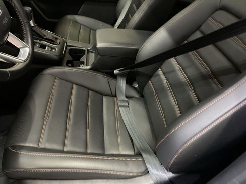 Used 2025 Honda CR-V Sport-L image 11