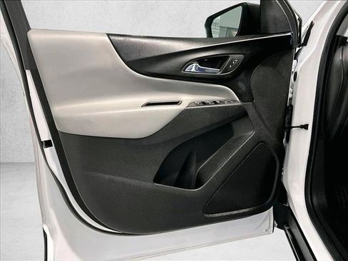 Used 2024 Chevrolet Equinox LS FWD image 18