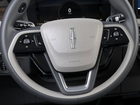 New 2026 Lincoln Corsair Reserve AWD/4WD image 12