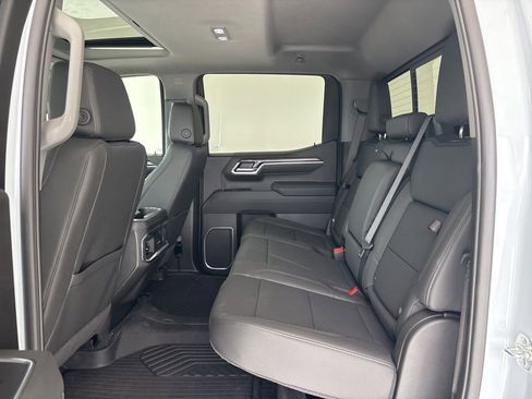 New 2026 Chevrolet Silverado 1500 LTZ w/ LTZ Premium Package AWD/4WD image 15