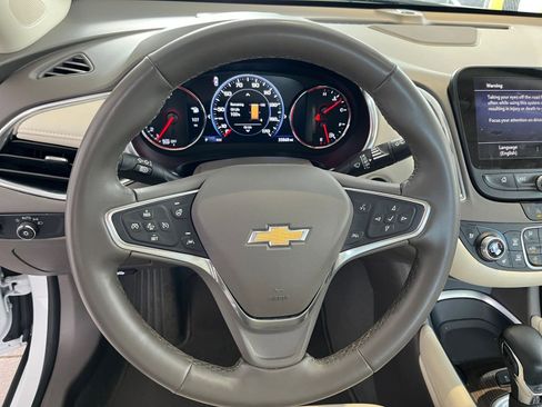 Used 2024 Chevrolet Malibu LT image 28