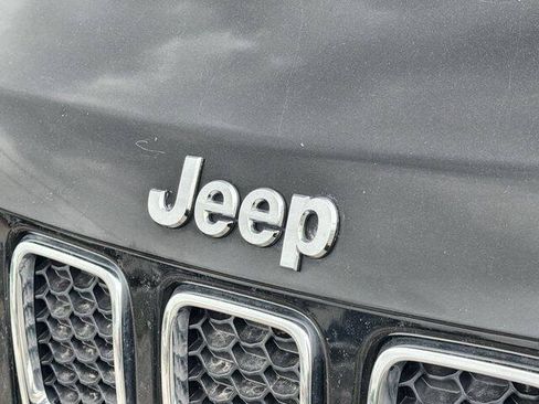 Used 2020 Jeep Compass Sport AWD/4WD image 30