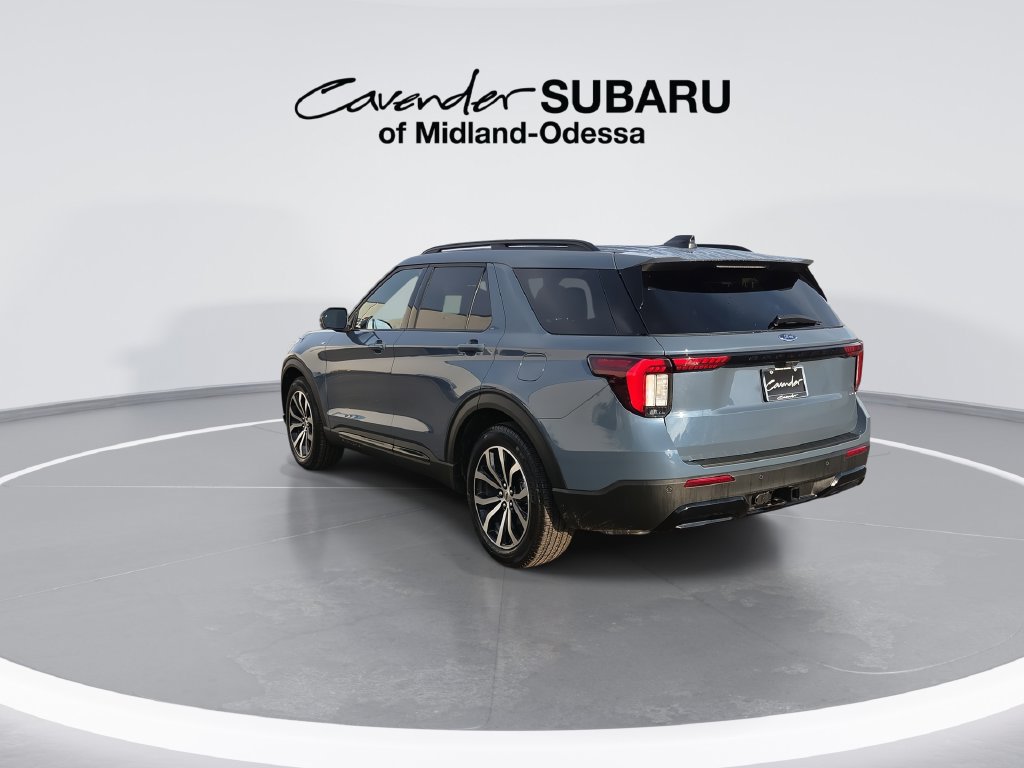 Used 2025 Ford Explorer ST-Line RWD image 6