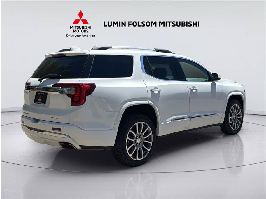 Used 2023 GMC Acadia Denali AWD/4WD image 5