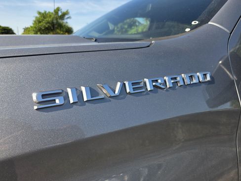 Certified 2024 Chevrolet Silverado 1500 LT AWD/4WD image 19
