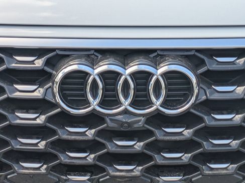 New 2025 Audi Q5 2.0T Premium Plus AWD/4WD image 32