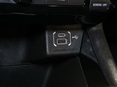Certified 2025 Jeep Compass Limited AWD/4WD image 21