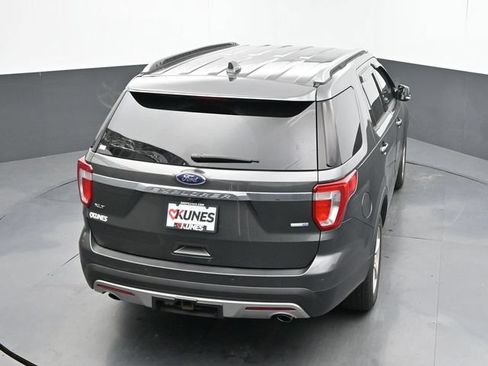 Used 2016 Ford Explorer XLT AWD/4WD image 26