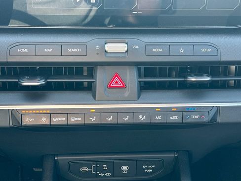 Used 2025 Kia K4 FWD image 23
