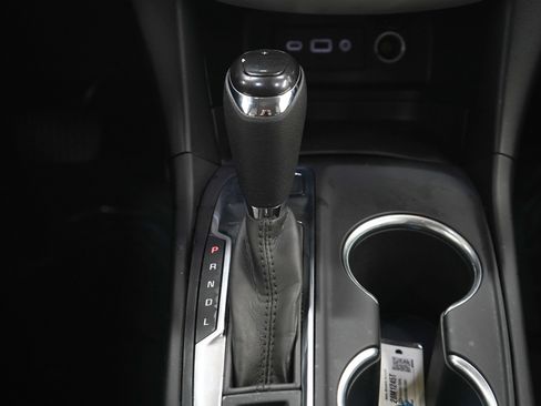 Used 2021 Chevrolet Equinox LS w/ LS Convenience Package AWD/4WD image 18