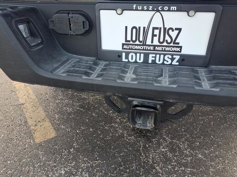 Used 2023 Toyota Tacoma SR5 image 32