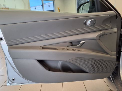 Used 2026 Hyundai Elantra Sport FWD image 18