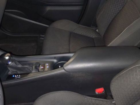 Used 2020 Toyota C-HR LE image 20