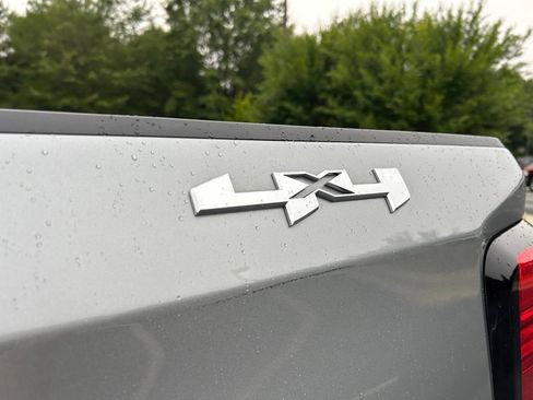 Used 2024 GMC Sierra 1500 Elevation AWD/4WD image 23