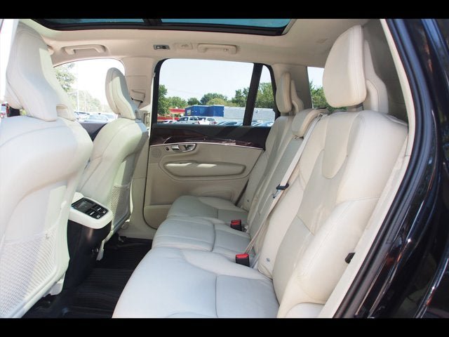 Used 2019 Volvo XC90 T6 Momentum w/ Protection Package Premier AWD/4WD image 23