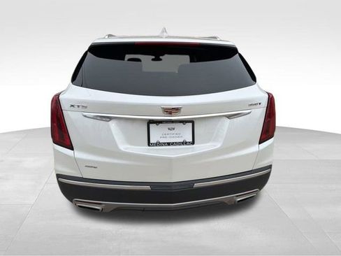 Certified 2025 Cadillac XT5 Premium Luxury image 5