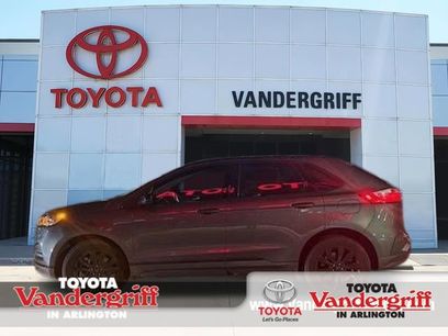 Used 2024 Ford Edge SE w/ Black Appearance Package