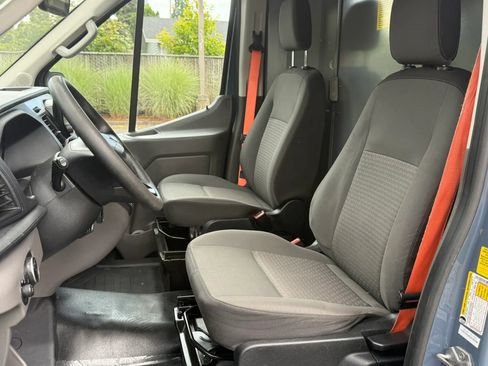 Used 2020 Ford Transit 250 148 High Roof Extended RWD image 14