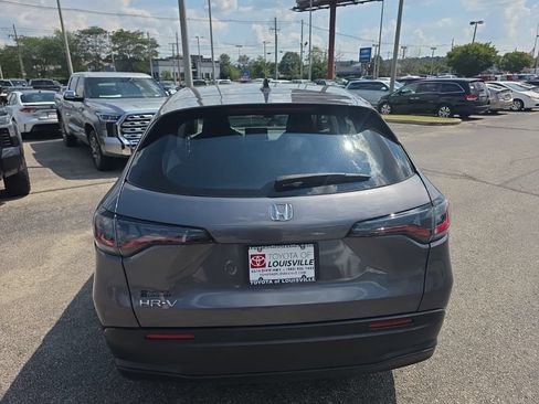 Used 2024 Honda HR-V LX image 5
