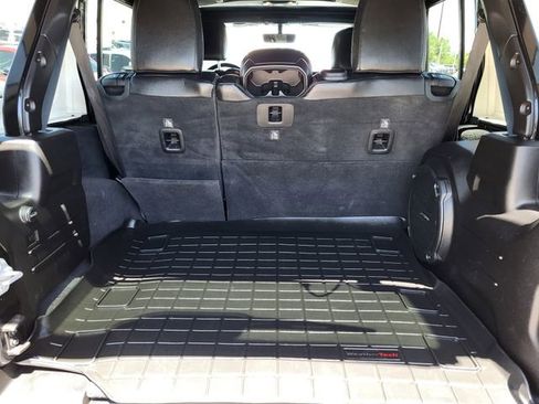 Used 2019 Jeep Wrangler Unlimited Rubicon AWD/4WD image 27