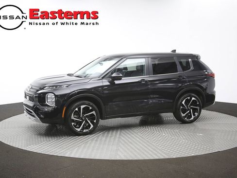 Used 2024 Mitsubishi Outlander AWD image 57