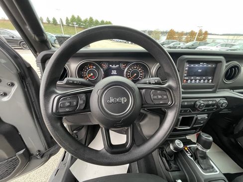 Used 2022 Jeep Gladiator Sport w/ Trailer Tow Package image 28