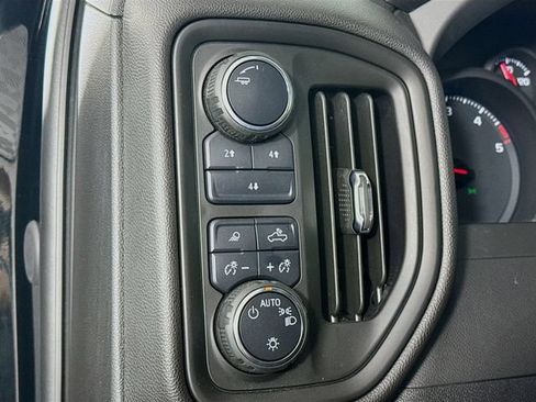 Used 2025 Chevrolet Silverado 2500 Custom w/ Custom Value Package AWD/4WD image 12