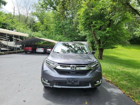 Used 2017 Honda CR-V Touring image 4
