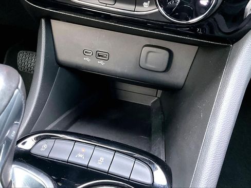 Used 2024 Buick Encore GX Sport Touring w/ Comfort Package image 36