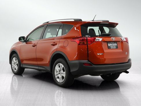 Used 2015 Toyota RAV4 LE AWD/4WD image 3
