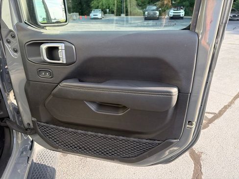 Certified 2023 Jeep Wrangler Unlimited Sahara AWD/4WD image 34