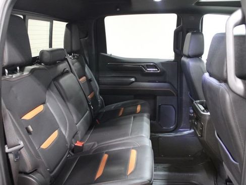Used 2024 GMC Sierra 1500 AT4 w/ Technology Package AWD/4WD image 31