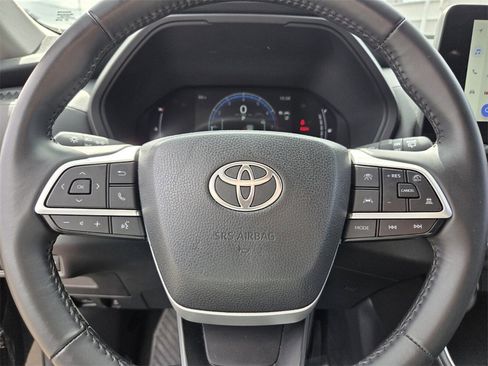 Used 2025 Toyota Grand Highlander Platinum image 21