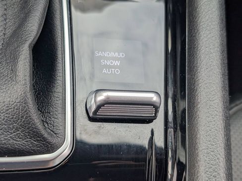 Used 2023 Jeep Compass High Altitude AWD/4WD image 41