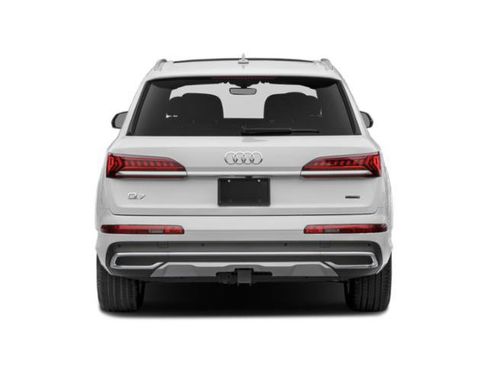Used 2021 Audi Q7 2.0T Premium Plus w/ Executive Package image 5