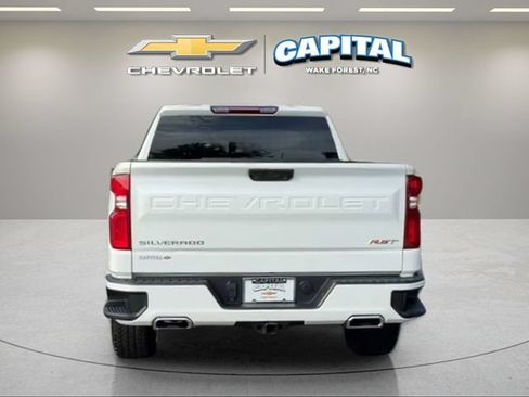 Used 2024 Chevrolet Silverado 1500 RST w/ Z71 Off-Road Package AWD/4WD image 4