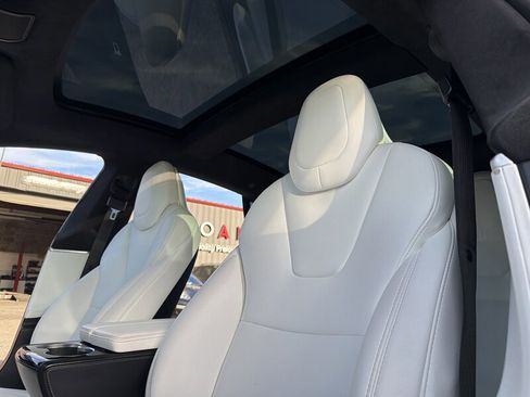 Used 2017 Tesla Model S P100D image 22