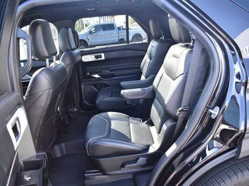 Used 2022 Ford Explorer ST w/ Equipment Group 401A image 9