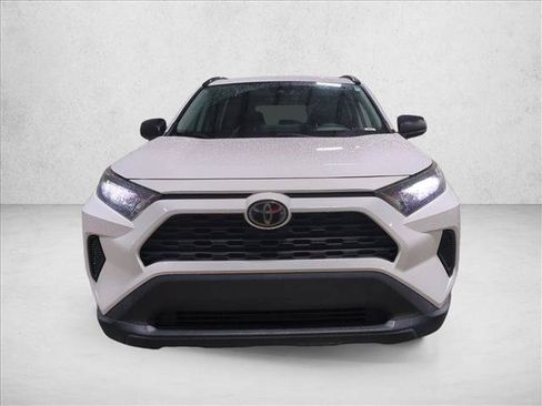 Certified 2020 Toyota RAV4 LE FWD image 2
