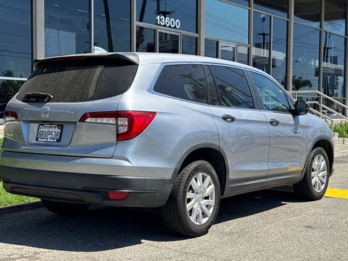 Used 2020 Honda Pilot LX image 5