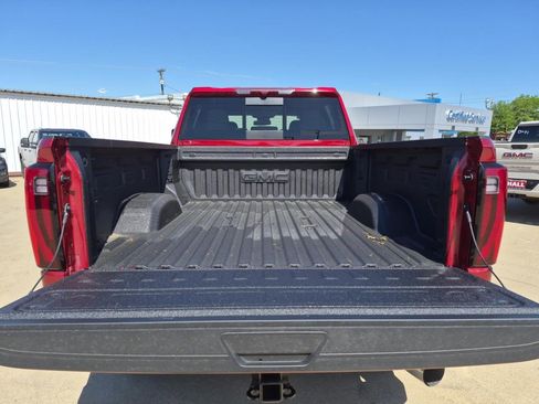 New 2026 GMC Sierra 2500 SLT w/ Texas SLT Premium Package AWD/4WD image 7