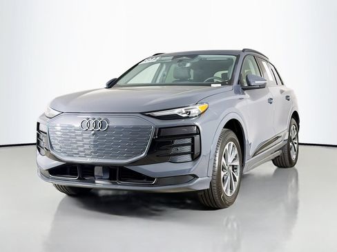 Certified 2025 Audi Q6 e-tron Premium w/ Convenience Package AWD/4WD image 3