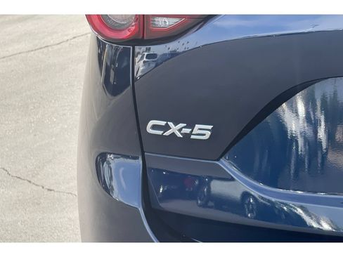 Used 2019 MAZDA CX-5 Touring FWD image 18