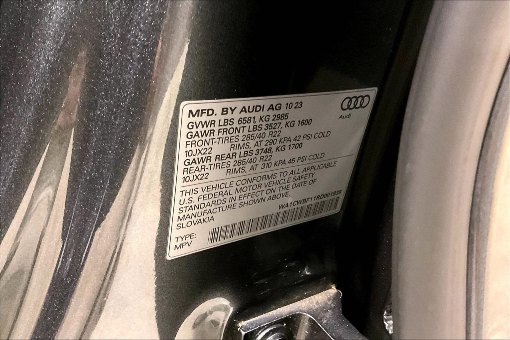 Used 2024 Audi SQ8 Prestige AWD/4WD image 20