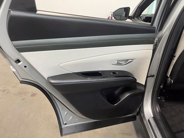 Used 2025 Hyundai Tucson Limited AWD/4WD image 20