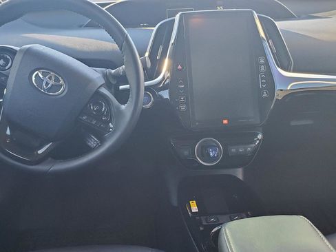 Used 2022 Toyota Prius Prime LE image 7